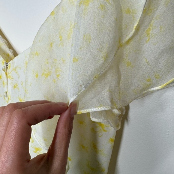 CINQ à Sept Silk Pale Yellow Floral Ruffle Georgia Dress Size 10 - Picture 4 of 8